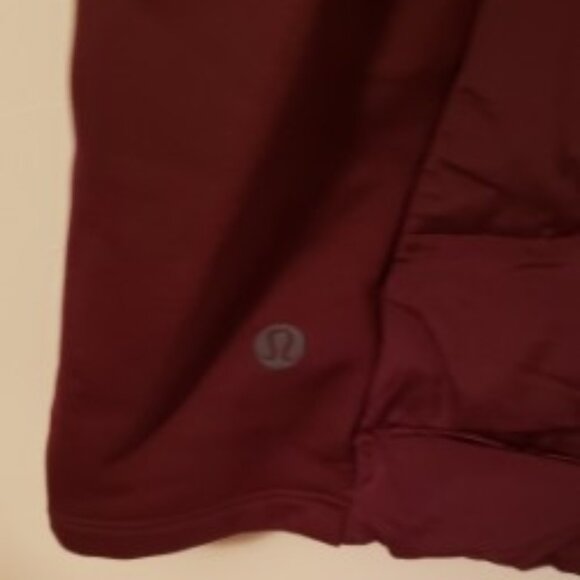 lululemon athletica Down for a Run vest, MAROON, size 10 - Picture 5 of 10